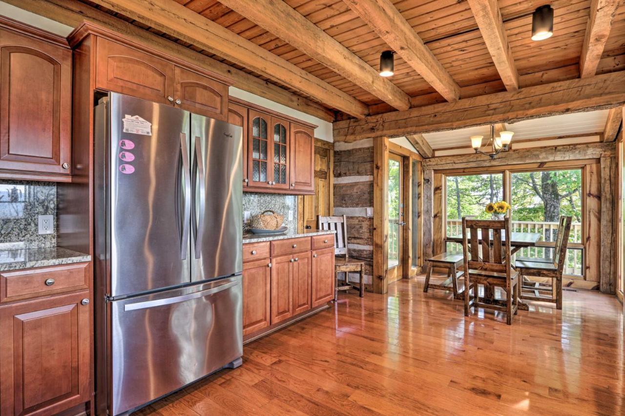 Upscale Gatlinburg Cabin Deck, Fire Pit And Hot Tub ภายนอก รูปภาพ